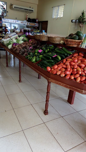 Opinii despre FRUTERÍA "MARLENE" în Leandro N. Alem - Gastronomía y hostelería