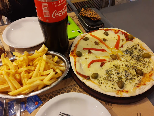 PEPPERONI PIZZA Y ALGO MAS - Gastronomía y hostelería