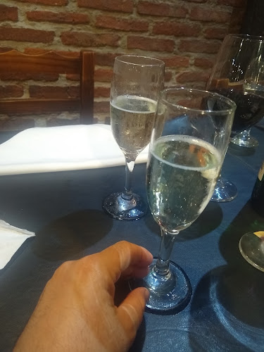 Av. León Gallardo 350, B1662 Muñiz, Provincia de Buenos Aires