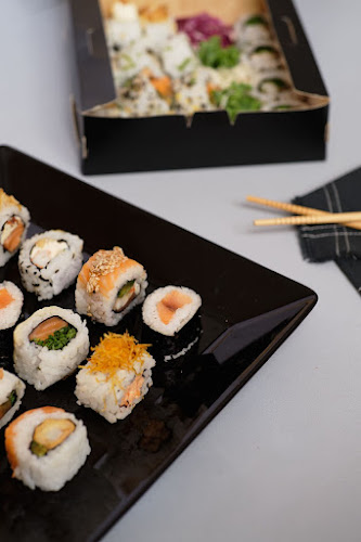 POMELO ROLL SUSHI - Gastronomía y hostelería