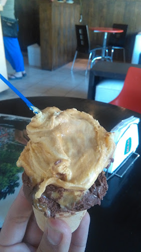 Av. Colón 1302, B7000 AZR, Provincia de Buenos Aires