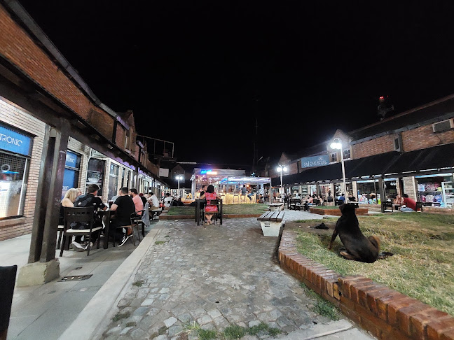 Azteca Bar&Jeans - Junín