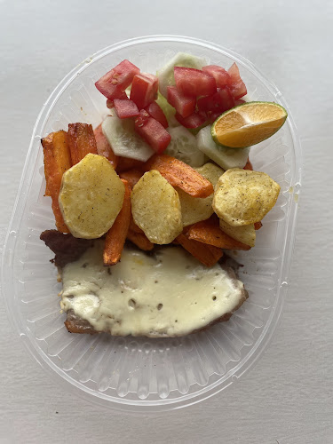 UMAMI - Catering & Viandas - Gastronomía y hostelería