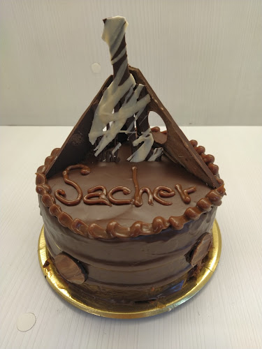 Comentarii opinii despre Bakery (Panadería-Confitería)