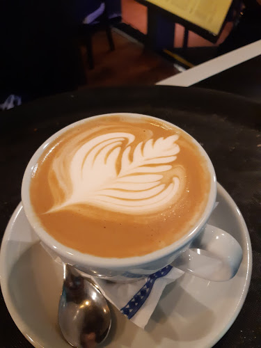 Comentarii opinii despre Arte bar