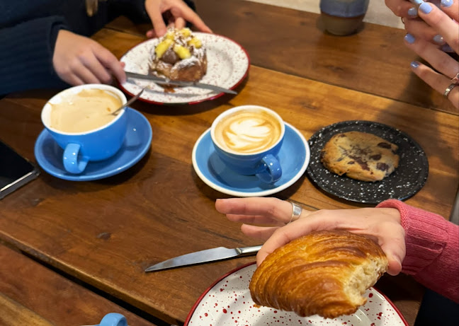 Juan Bautista de LaSalle 441, B1642 San Isidro, Provincia de Buenos Aires