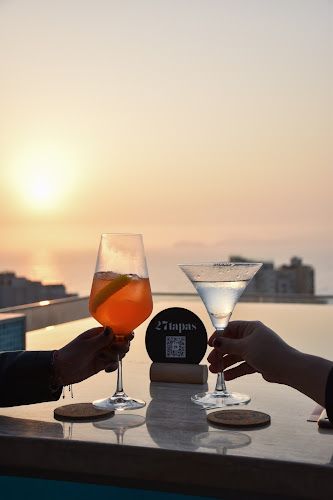 Comentarii opinii despre 27 Tapas