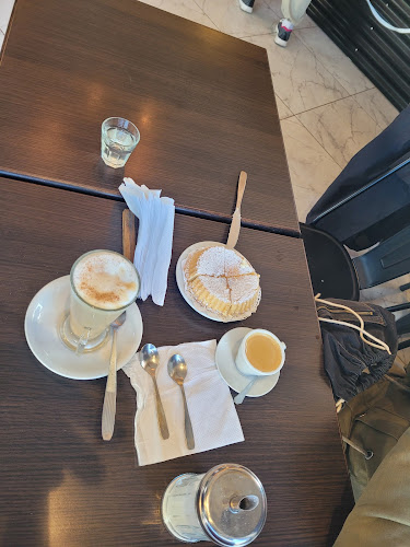 Comentarii opinii despre Merli Cafe Bar