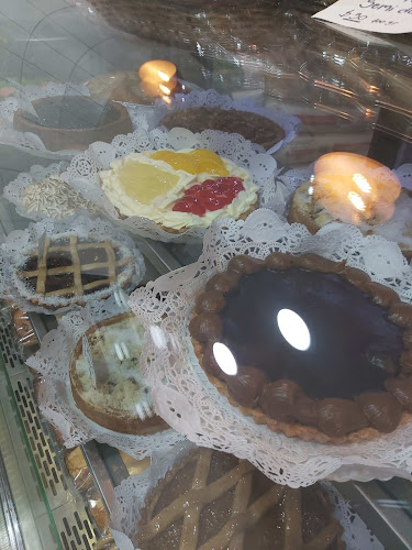 Comentarii opinii despre Crescent Pasteleria