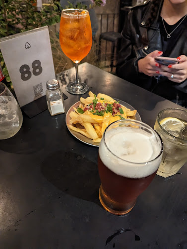 Alvear 41, S2000 Rosario, Santa Fe