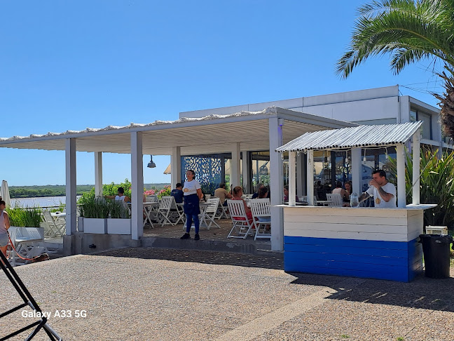 Comentarii opinii despre Flora Sunset Bar.