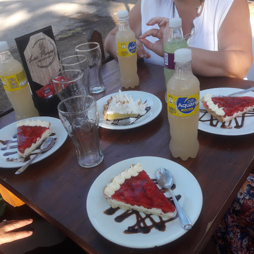 Comentarii opinii despre Los Pinos Café Bar