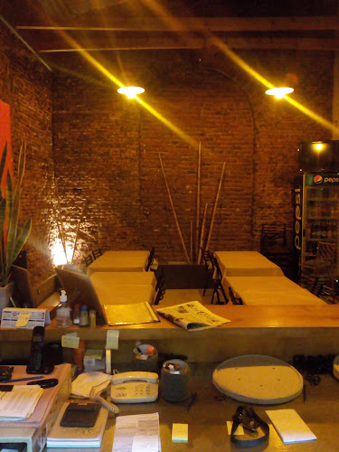 Opinii despre PIZZERIA EL COLONIAL în Bragado - Gastronomía y hostelería