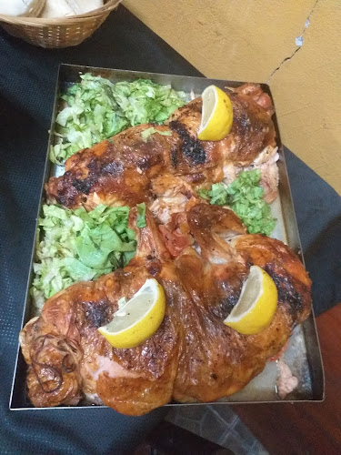 Parrilla lo de Toto - Gastronomía y hostelería