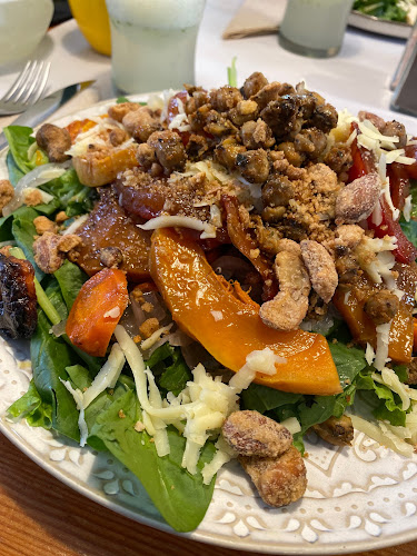 Opinii despre Casamonte în Bahía Blanca - Gastronomía y hostelería