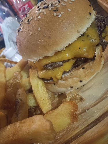 Comentarii opinii despre BURGUERTIN