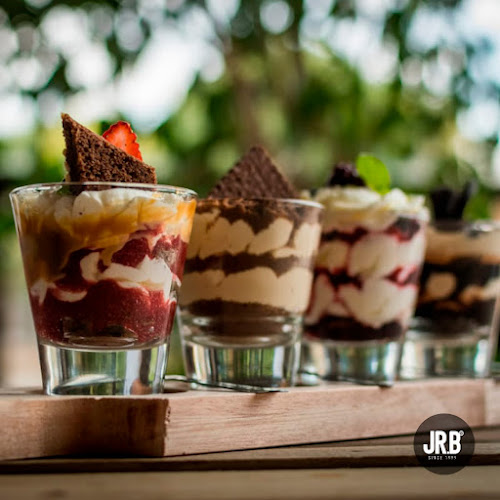 Comentarii opinii despre Junior B