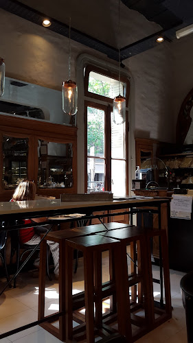 Ituzaingó 384, B1642 San Isidro, Provincia de Buenos Aires