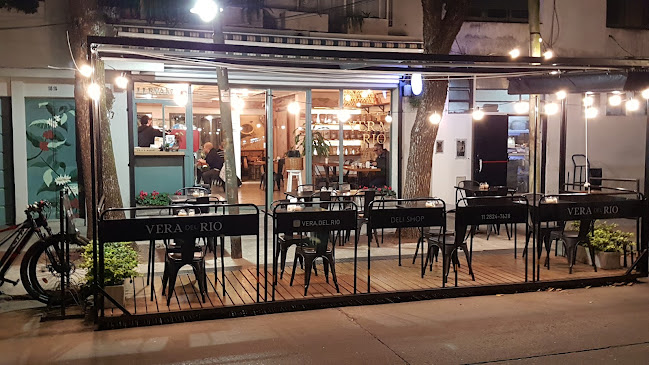 Vera del Rio - Vicente López