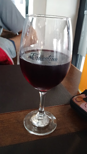 Comentarii opinii despre Ernestina