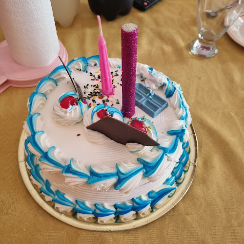 Opinii despre Panaderia Los Cisnes în Monte Grande - Gastronomía y hostelería