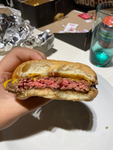 Comentarii opinii despre Big Pons San Isidro