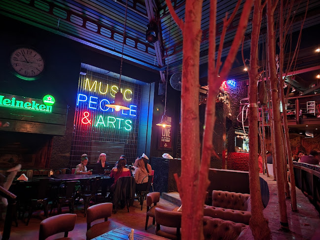 Mr. JOHN'S & WARHOL - Yerba Buena