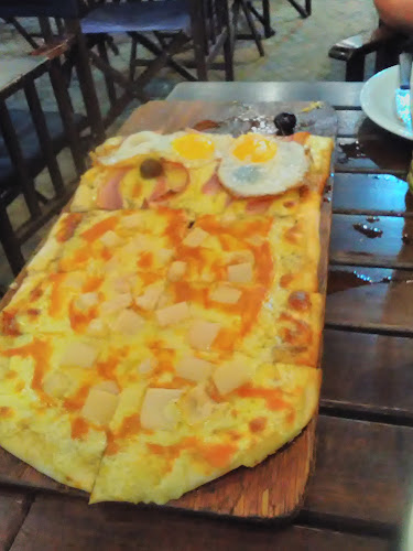 Av. Pellegrini 1202, S2000BTZ Rosario, Santa Fe