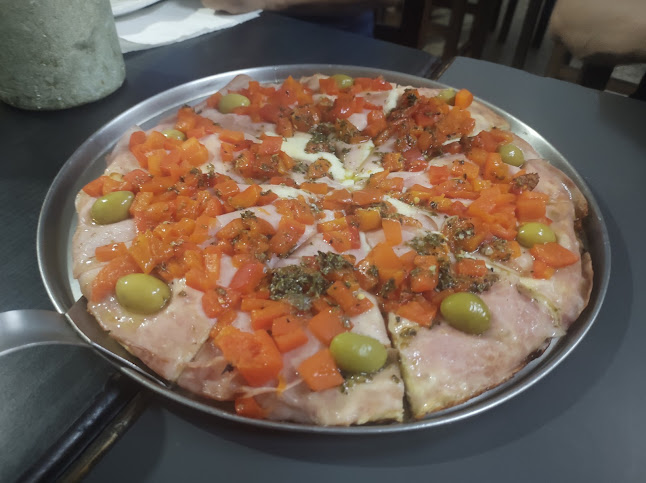 Pizzeria La Amistad - Gastronomía y hostelería