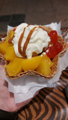 Opinii despre Heladería Bambino Centro Viejo în Villa Carlos Paz - Gastronomía y hostelería