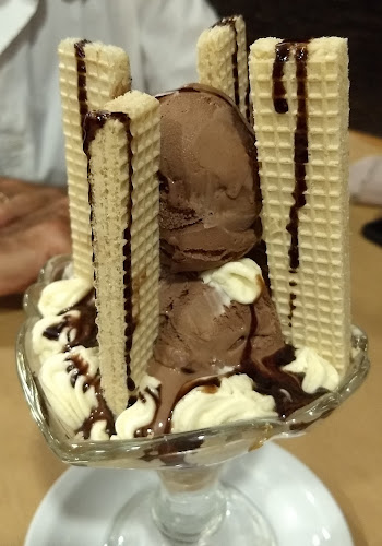 Atenas Parrilla Resto