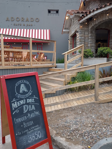 Comentarii opinii despre Adorado Cafe & Bar