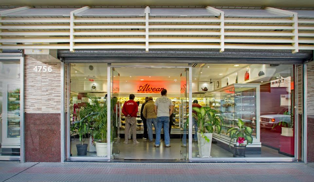 Panadería y Confitería Alvear