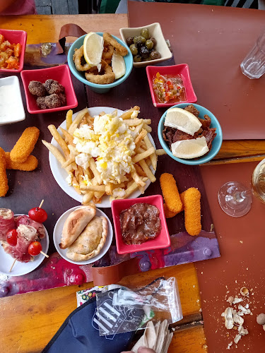 Comentarii opinii despre Arte bar