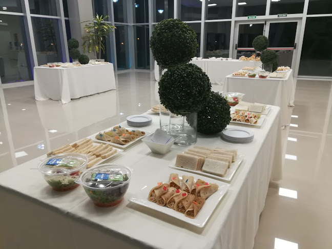 MONTOYA PRODUCCIONES - SERVICIO DE CATERING - LUNCH - COFFEE BREAK - BARRA MOVIL - Paraná