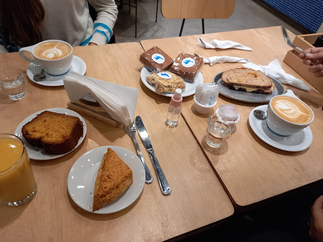 Opinii despre Llama Coffee Roasters în La Plata - Gastronomía y hostelería