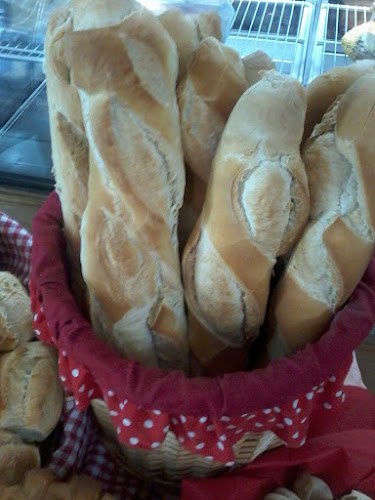 Comentarii opinii despre Panaderia Y Confiteria "Don Francisco"