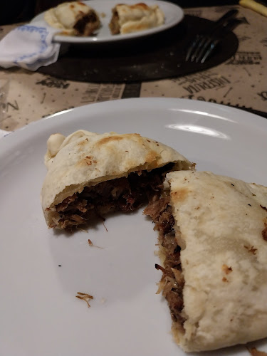 Opinii despre Pavarotti Restaurante Bodega în Bahía Blanca - Gastronomía y hostelería