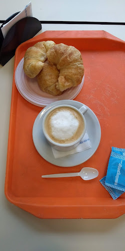 Comentarii opinii despre Cafeteria YPF