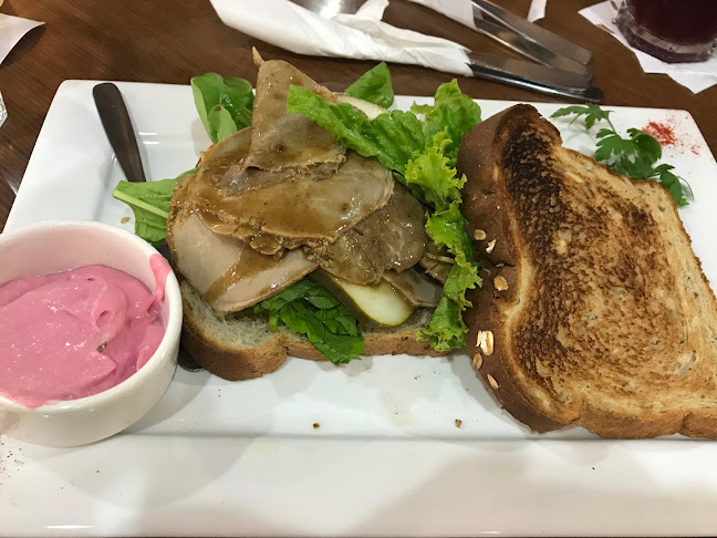 Cariola 42 Shopping Portal Tucumán - Local 1272, T4107 Yerba Buena, Tucumán