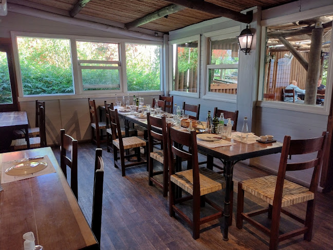 Centro Comercial, Av. de los Lagos 7010, B1648 Tigre, Provincia de Buenos Aires