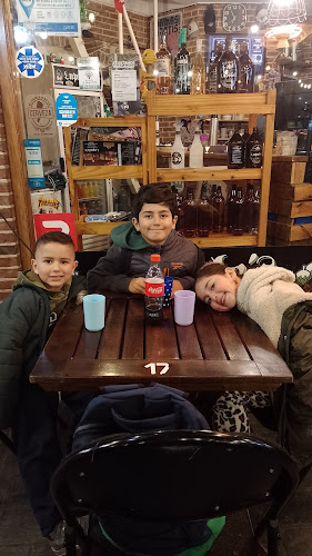 Gral. Martín Güemes 1428, B1686 Hurlingham, Provincia de Buenos Aires