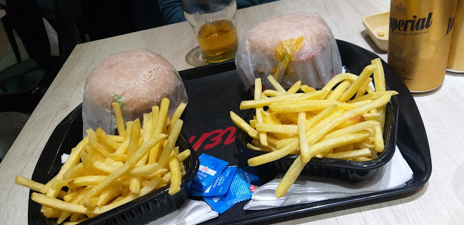 Avenida 1º de Marzo Nicaragua y, B8000 Bahía Blanca, Provincia de Buenos Aires