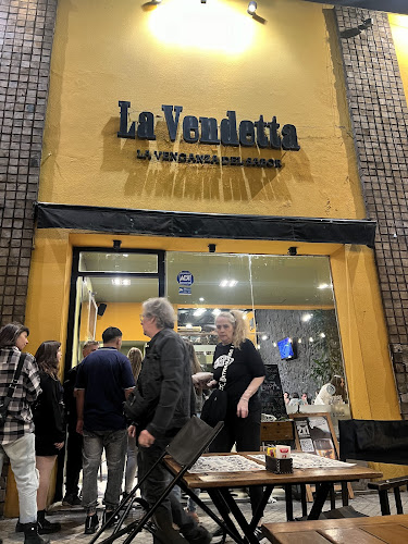 Av. Pellegrini 1230, S2000BTZ Rosario, Santa Fe