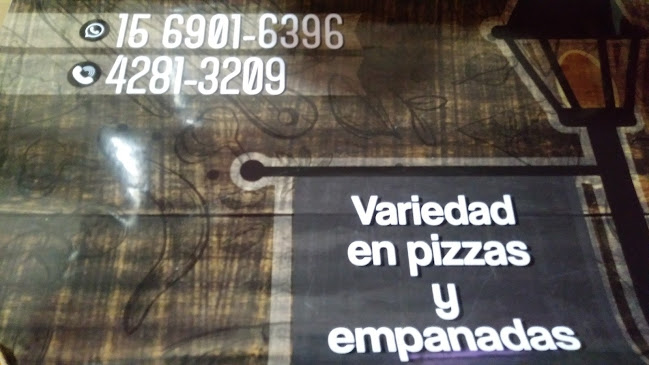 Pizzería La Farola - Alvear 808