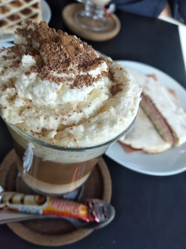 Comentarii opinii despre Antonio Helados & Café