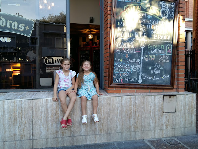 Las Piedras Irish Pub