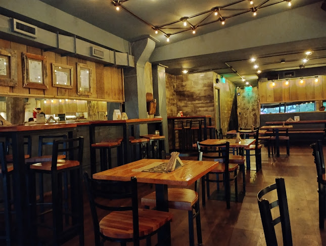 Comentarii opinii despre Cheverry Constitución