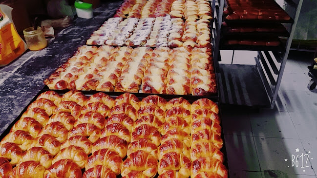 Panaderia y Confiteria San Juan - Gastronomía y hostelería