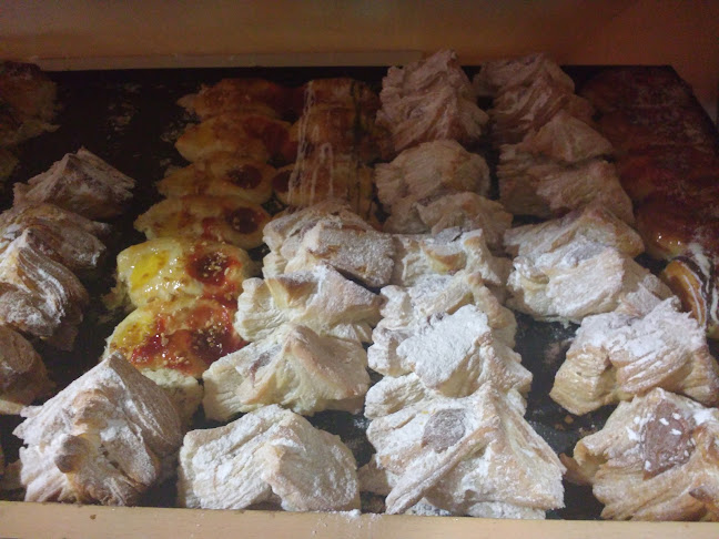 Opinii despre Panadería Artesanal Casita La Valentina în Neuquén - Gastronomía y hostelería